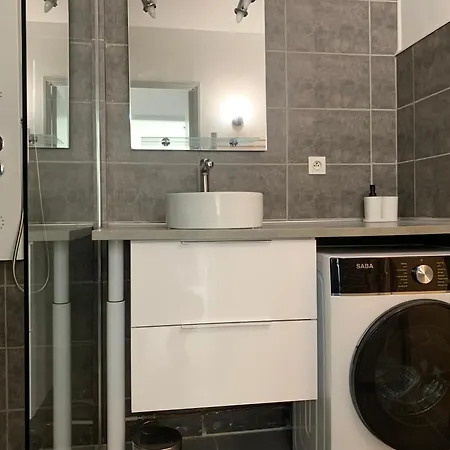 Au Cezanne Greoux-les-Bains
